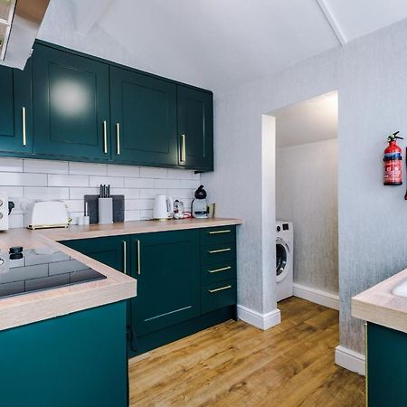 3 Bed Property, Upto 8 Guests Near City Centre Manchester Buitenkant foto