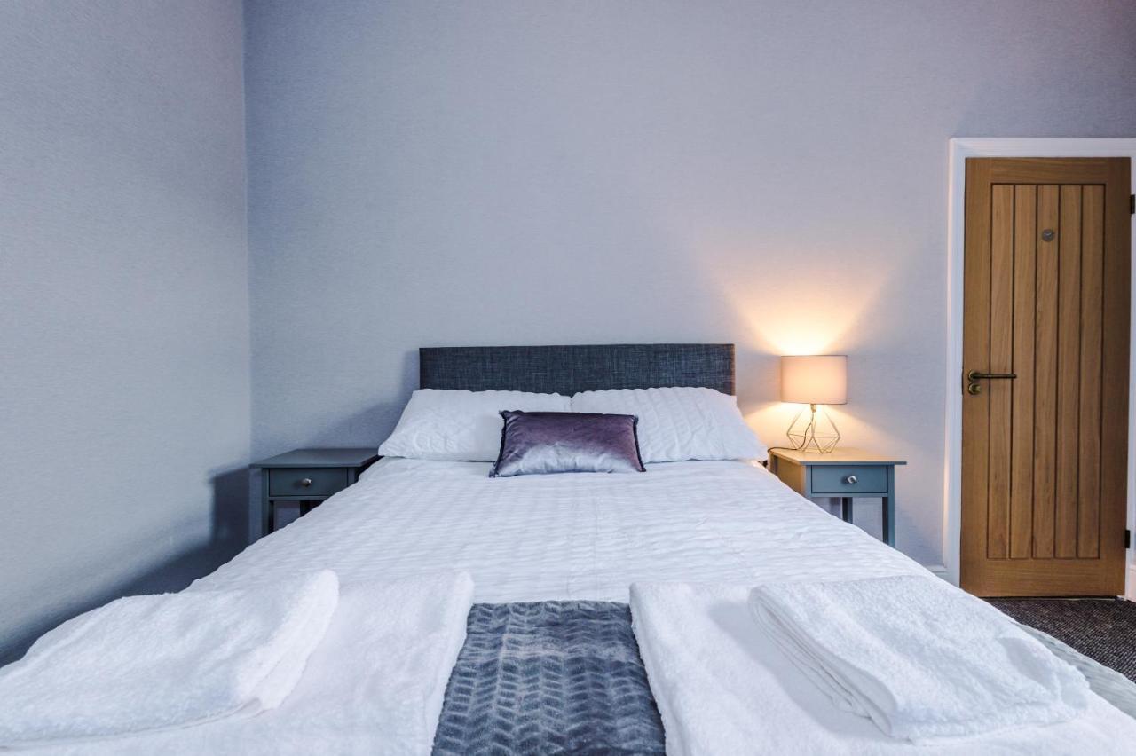 3 Bed Property, Upto 8 Guests Near City Centre Manchester Buitenkant foto