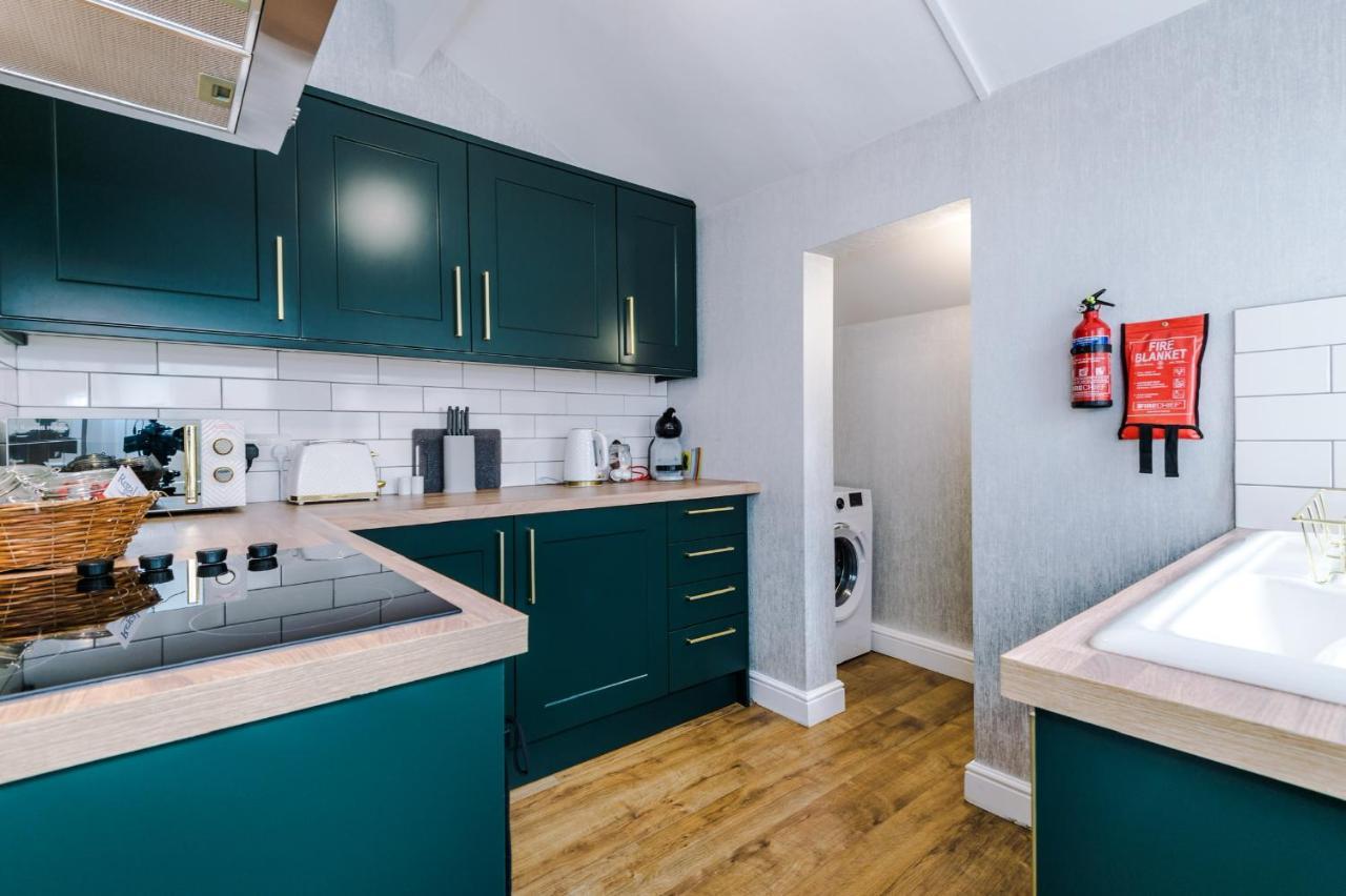 3 Bed Property, Upto 8 Guests Near City Centre Manchester Buitenkant foto